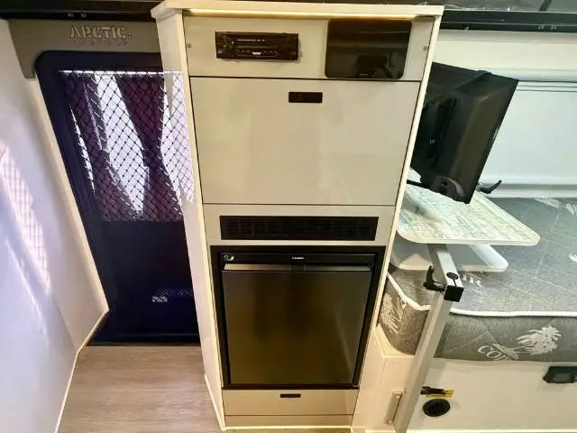 USED 2026 ARCTIC CAMPERS GLACIER 14 TS EXTREME
