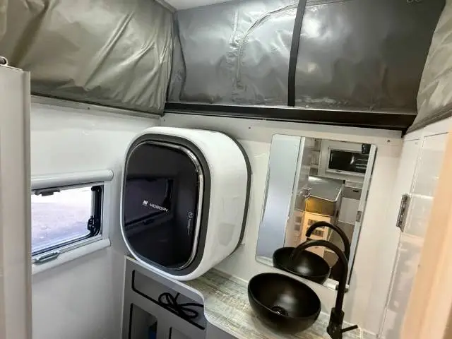 USED 2026 ARCTIC CAMPERS GLACIER 14 TS EXTREME