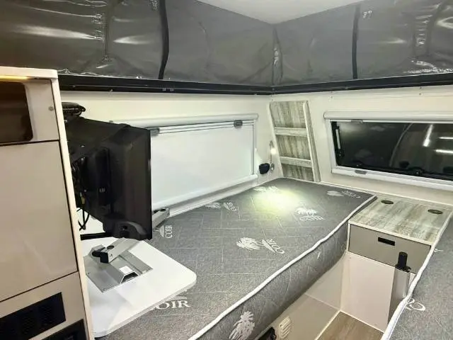 USED 2026 ARCTIC CAMPERS GLACIER 14 TS EXTREME
