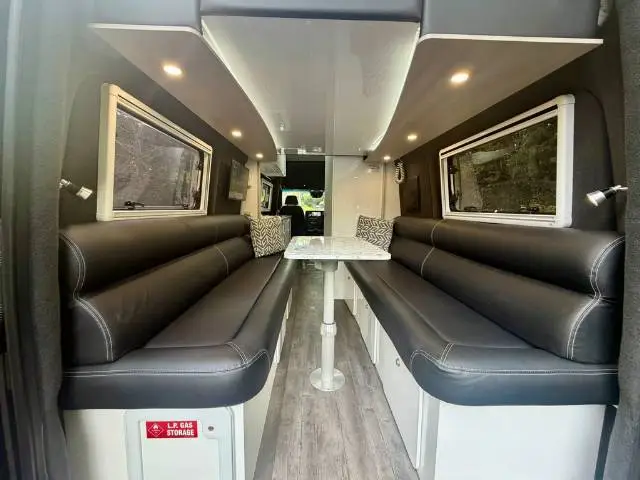 USED 2024 AVIDA DIVERSION V7002