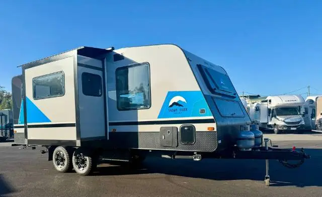 https://media-caravea.syd1.digitaloceanspaces.com/caravans/6EC20436/image-2.webp?q=X9CtDx9y08
