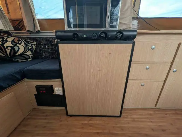 USED 2012 JAYCO EAGLE