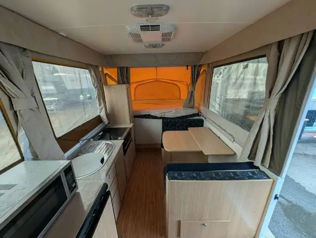 USED 2012 JAYCO EAGLE