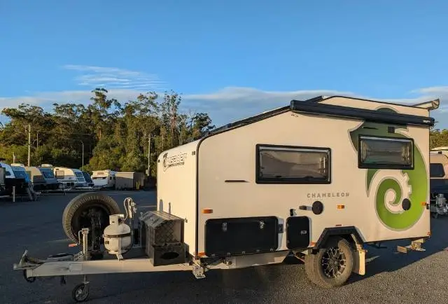 USED 2023 CRUSADER CHAMELEON ACTION SV