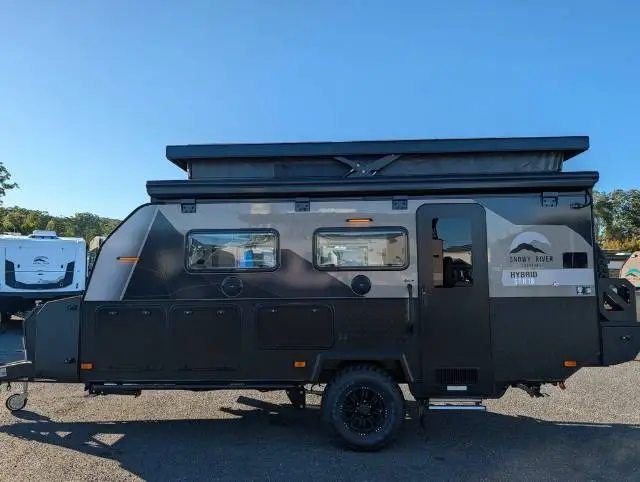 https://media-caravea.syd1.digitaloceanspaces.com/caravans/6EC20571/image-1.webp?q=ZAcbpuXKKp