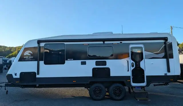 https://media-caravea.syd1.digitaloceanspaces.com/caravans/6EC20575/image-1.webp?q=Blbixmxcb4