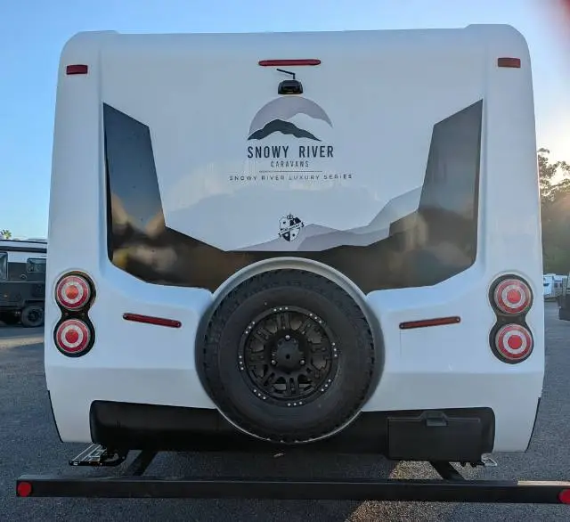 https://media-caravea.syd1.digitaloceanspaces.com/caravans/6EC20575/image-2.webp?q=PUVjcv0JKZ