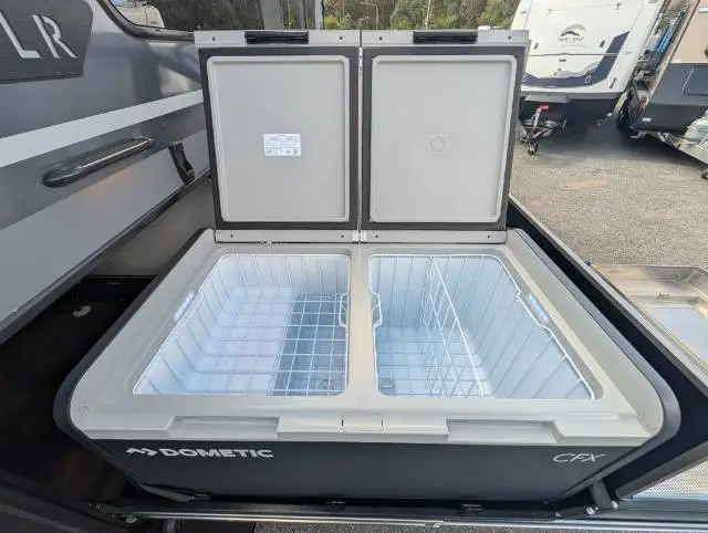USED 2025 EZYTRAIL VZ4800 LR