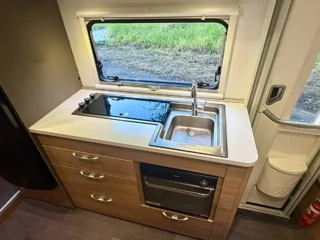 USED 2020 ADRIA CORAL XL 660 SCS
