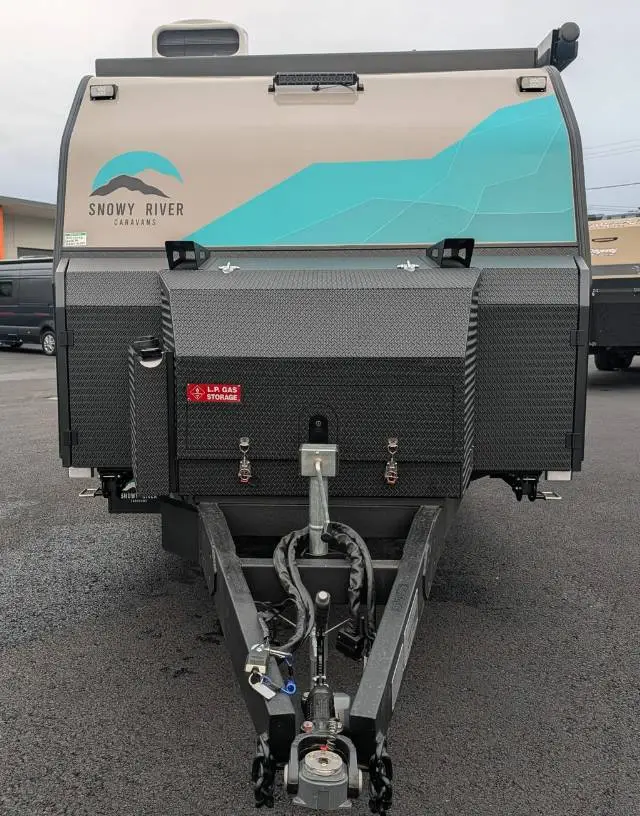 https://media-caravea.syd1.digitaloceanspaces.com/caravans/6EC20627/image-4.webp?q=NCWsQlZWUX