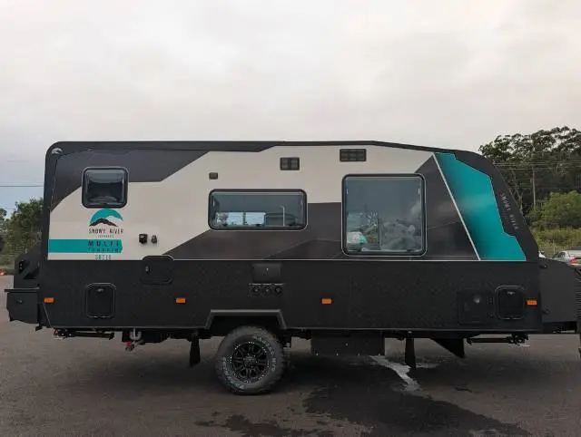 https://media-caravea.syd1.digitaloceanspaces.com/caravans/6EC20628/image-2.webp?q=pNTBrJ8yL4