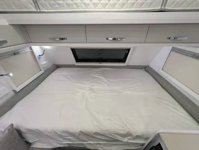 https://media-caravea.syd1.digitaloceanspaces.com/caravans/6EC20697/image-7.webp?q=0BlYWpxPzU
