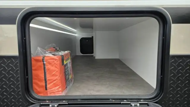 https://media-caravea.syd1.digitaloceanspaces.com/caravans/6EC20699/image-6.webp?q=b6fpJFbnsW