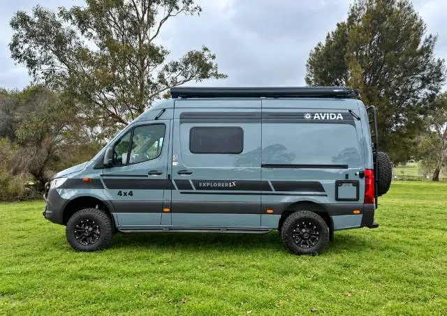 https://media-caravea.syd1.digitaloceanspaces.com/caravans/6EC20752/image-1.webp?q=BkeFit74hY
