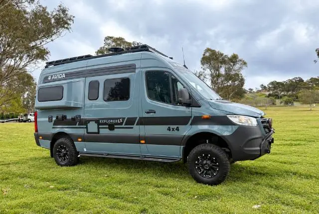 https://media-caravea.syd1.digitaloceanspaces.com/caravans/6EC20752/image-2.webp?q=FYkaeXzRIP
