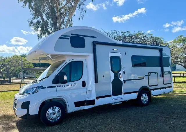 https://media-caravea.syd1.digitaloceanspaces.com/caravans/6EC20753/image-1.webp?q=YCNYh8tDmD