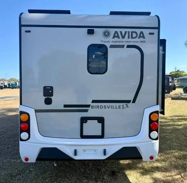 https://media-caravea.syd1.digitaloceanspaces.com/caravans/6EC20753/image-7.webp?q=PBIRF3Zu93