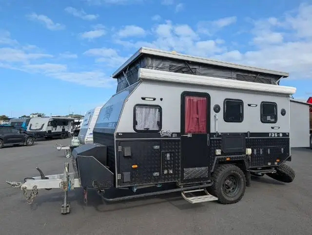 USED 2022 FANTASY CARAVAN F3S-D