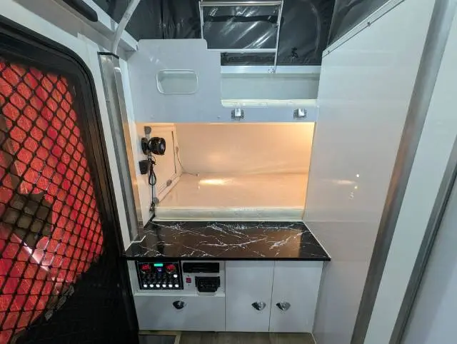 USED 2022 FANTASY CARAVAN F3S-D