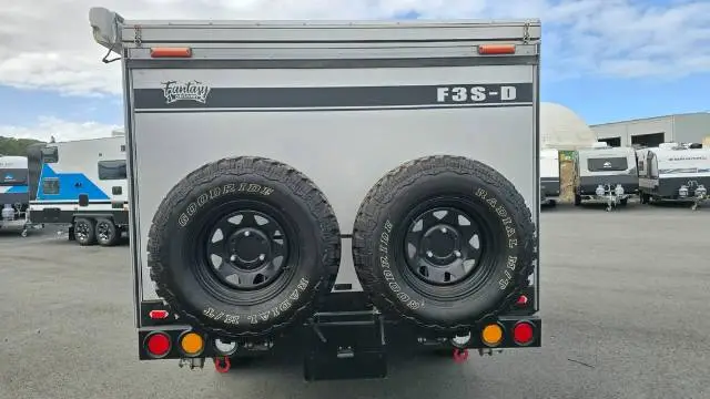 USED 2022 FANTASY CARAVAN F3S-D
