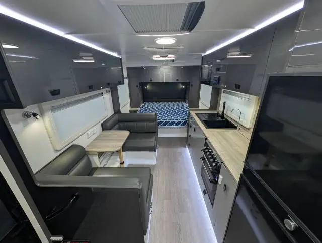 USED 2022 CONCEPT RS196