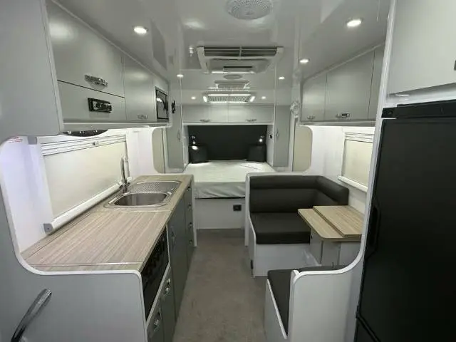 NEW 2026 SNOWY RIVER SRT19