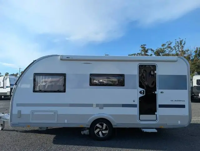 USED 2023 ADRIA ADORA 492DT