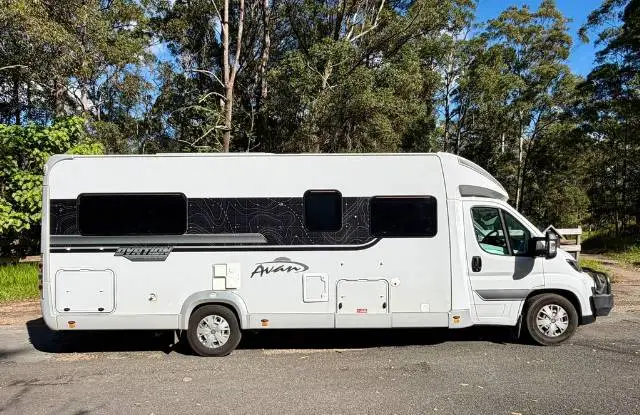 https://media-caravea.syd1.digitaloceanspaces.com/caravans/6EC21104/image-2.webp?q=AUbTcXzzFC
