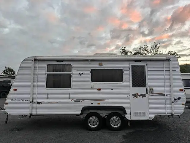 USED 2008 GOLDEN EAGLE CARAVANS DELUXE TOURER