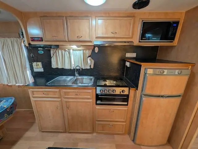 USED 2008 GOLDEN EAGLE CARAVANS DELUXE TOURER