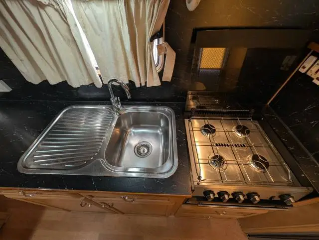 USED 2008 GOLDEN EAGLE CARAVANS DELUXE TOURER