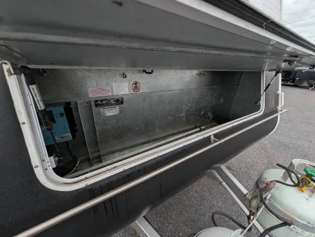 USED 2008 GOLDEN EAGLE CARAVANS DELUXE TOURER