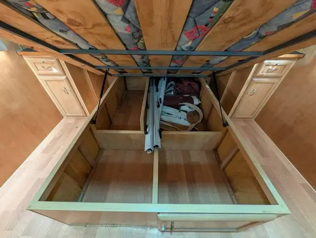 USED 2008 GOLDEN EAGLE CARAVANS DELUXE TOURER