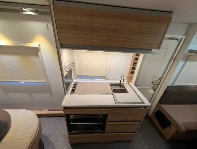 USED 2018 ADRIA ALTEA 552UP
