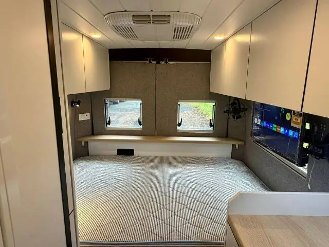 USED 2022 INTERSTATE ONE