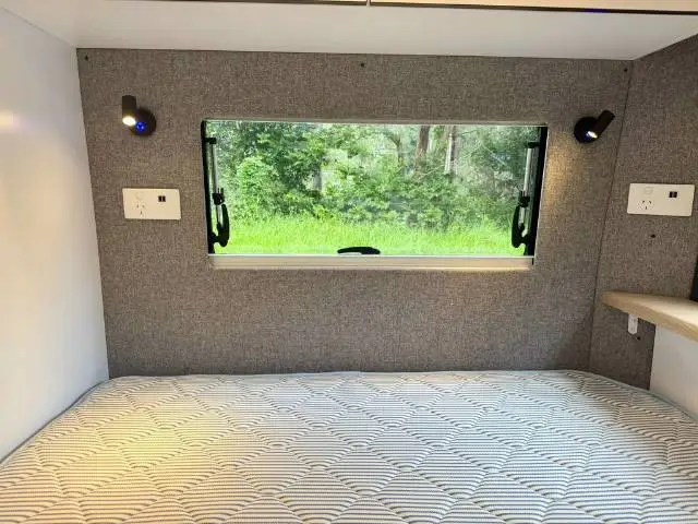 USED 2022 INTERSTATE ONE