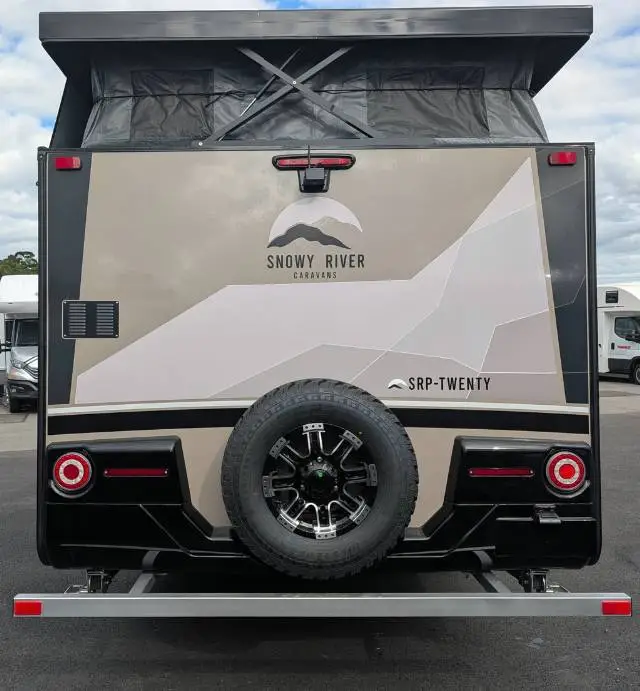 https://media-caravea.syd1.digitaloceanspaces.com/caravans/6EC21242/image-2.webp?q=y26d58fJjv