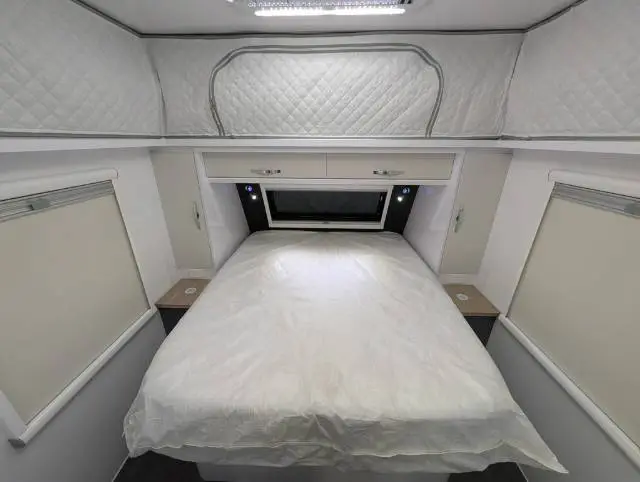 https://media-caravea.syd1.digitaloceanspaces.com/caravans/6EC21242/image-7.webp?q=t6S9Z6oIjA