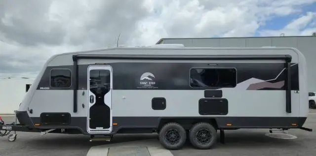 NEW 2025 SNOWY RIVER SRL220S