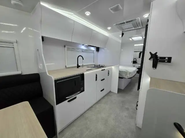 NEW 2025 SNOWY RIVER SRL220S