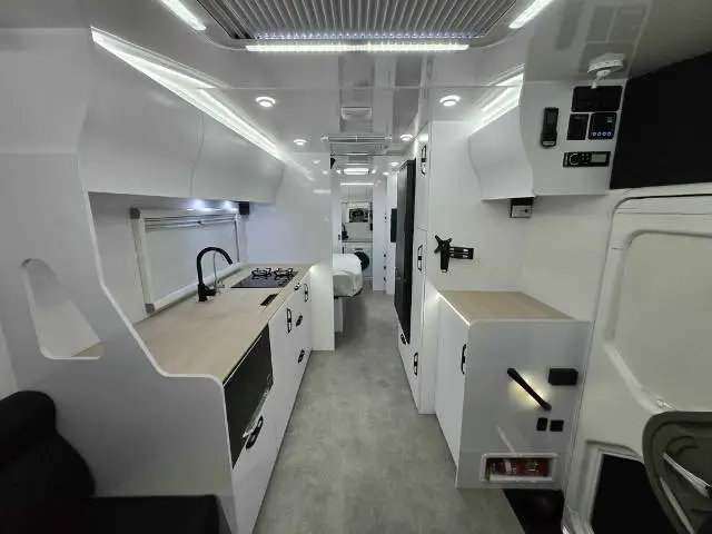 NEW 2025 SNOWY RIVER SRL220S