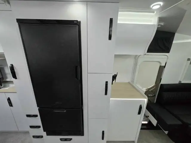 NEW 2025 SNOWY RIVER SRL220S