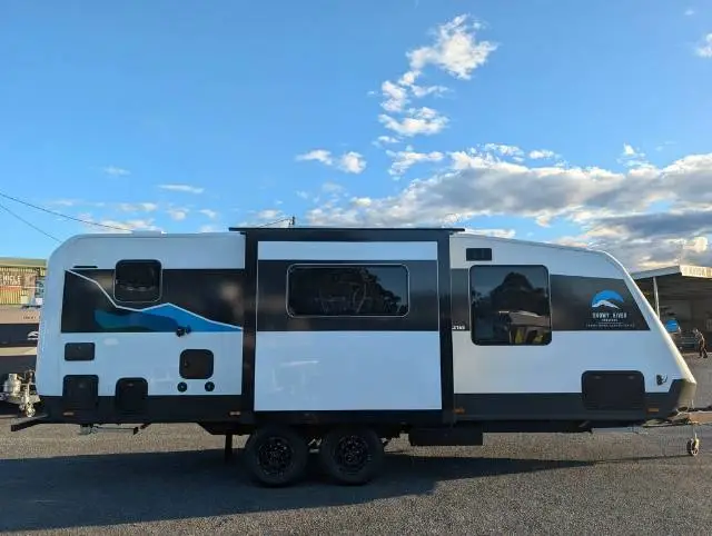 NEW 2026 SNOWY RIVER SRL216S