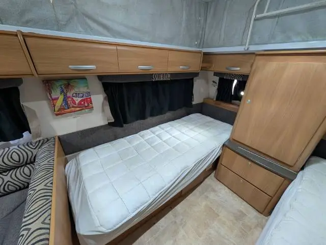 USED 2009 JAYCO STERLING