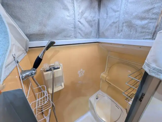 USED 2009 JAYCO STERLING