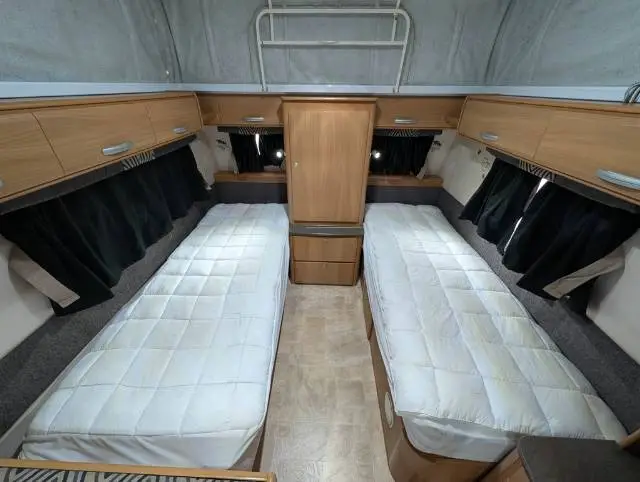 USED 2009 JAYCO STERLING