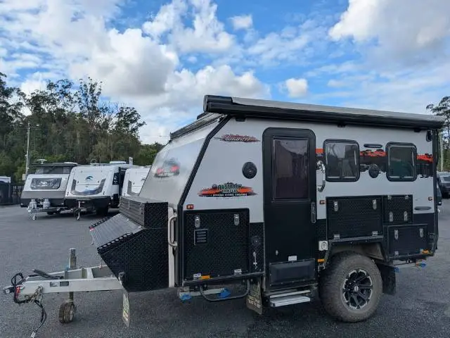 USED 2022 AUSTRACK CAMPERS TANAMI 11