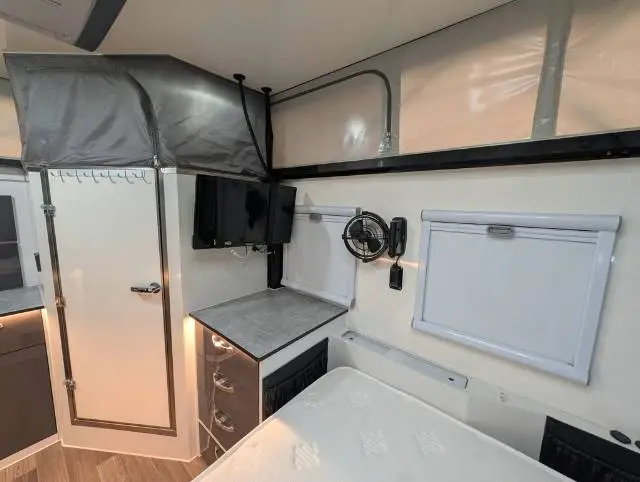 USED 2022 AUSTRACK CAMPERS TANAMI 11