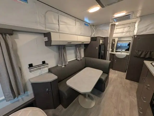 USED 2019 JAYCO JOURNEY OUTBACK
