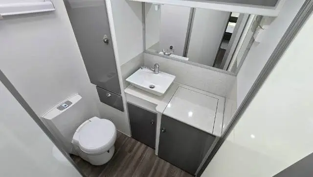 USED 2021 VIVID CARAVANS NOMAD 196